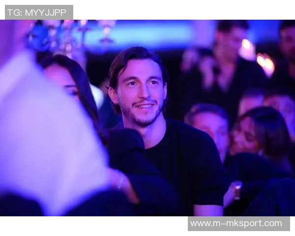 米兰利用上半赛季罚款资金举办酒店团建晚宴增进球队凝聚力